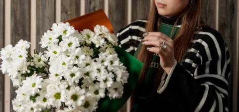 Когда и зачем дарить цветы?