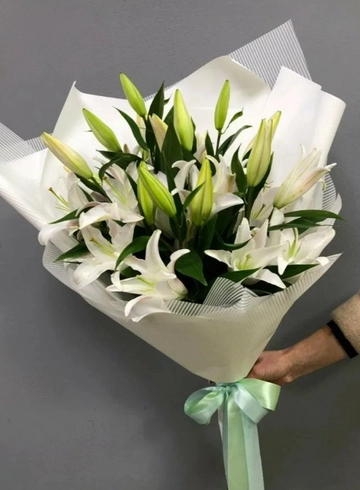 Моно букет «Лилия» от интернет-магазина цветов в 