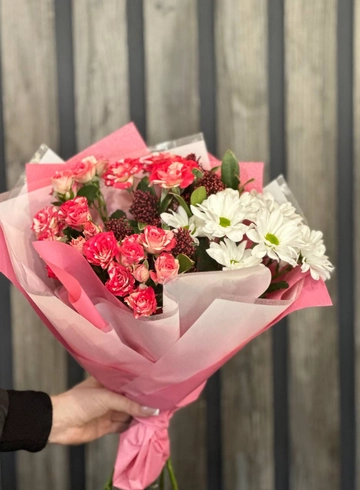 Сборный букет «Весенний» от интернет-магазина цветов в 