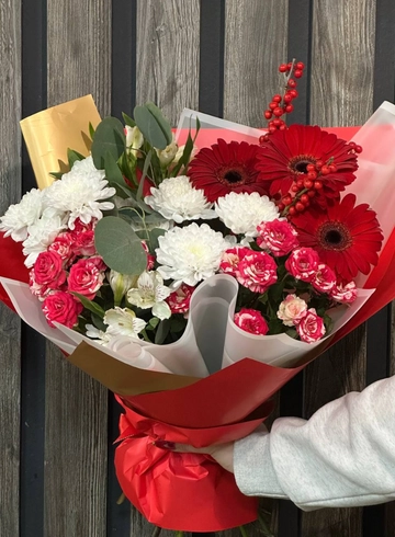 Букет«Гербера Кустовая роза» от интернет-магазина цветов в 