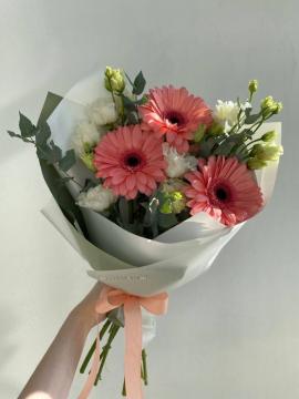 Букет-комплимент с герберой